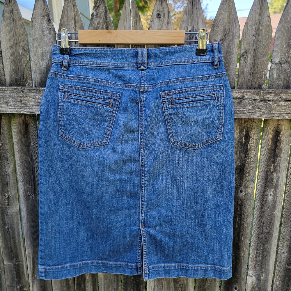Jones New York Classic Blue Denim Pencil Skirt Size 30 / Medium